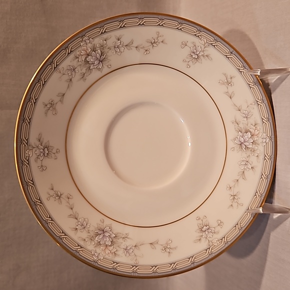 NEW Noritake Salzburg 7299 Footed Cup & Saucer Ivory China - Picture 3 of 16